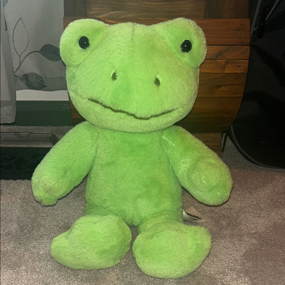 Build-A-Bear Bright Green Plush Frog (with strawberry scent)